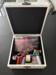 Caja de costura
